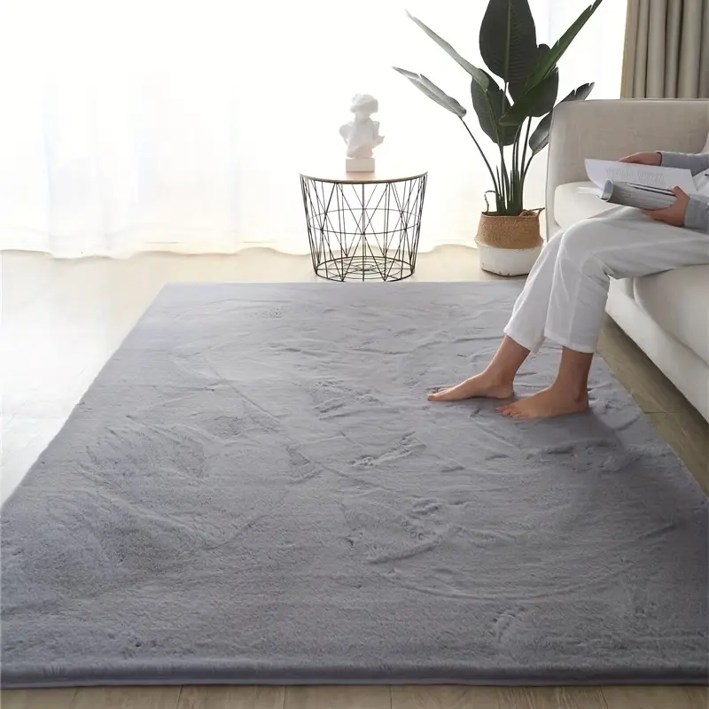 Luxurious Faux Rabbit Fur Area Rug - صورة 6