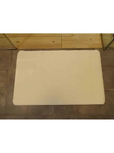 Purple-white bath rug