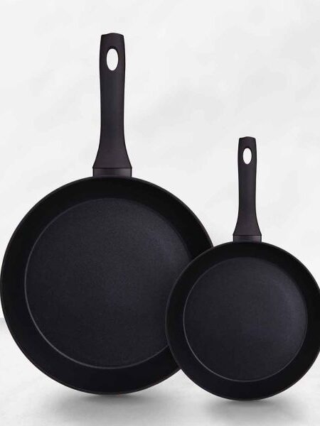 Set of 2 frying pans