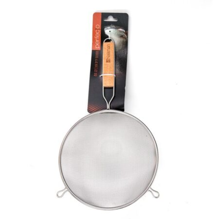 Дуршлаг с деревянной ручкой, длина 20 см.