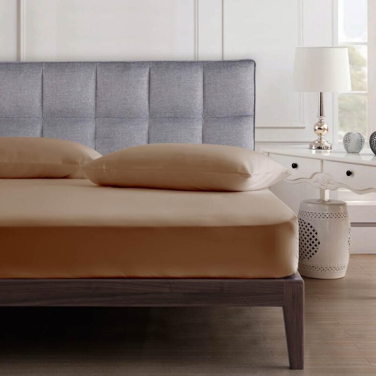 طقم شرشف مطاط Microbasic – بيج