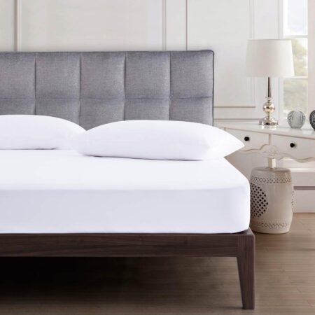 Microbasic Fitted Sheet Set – White