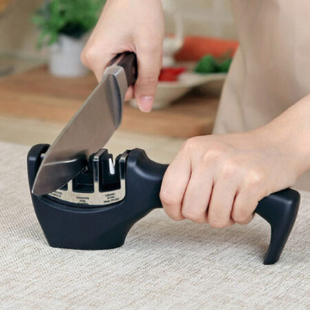 مبراة سكاكين مكتبية ثلاثية المراحل من CULT